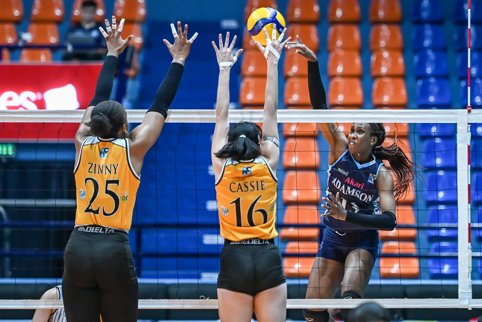 Adamson Rallies Past UST in Five-Set Thriller to Steal V-League Finals Game 1