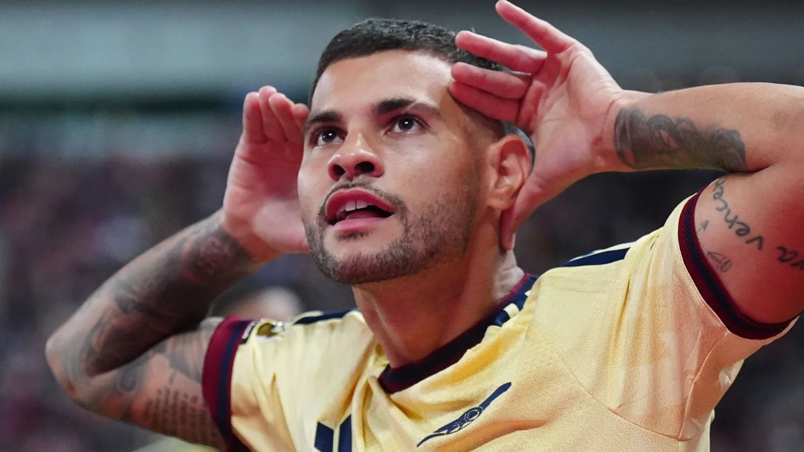 Arsenal Move Top of Premier League Table After Hard-Fought 2-0 Win at Sunderland