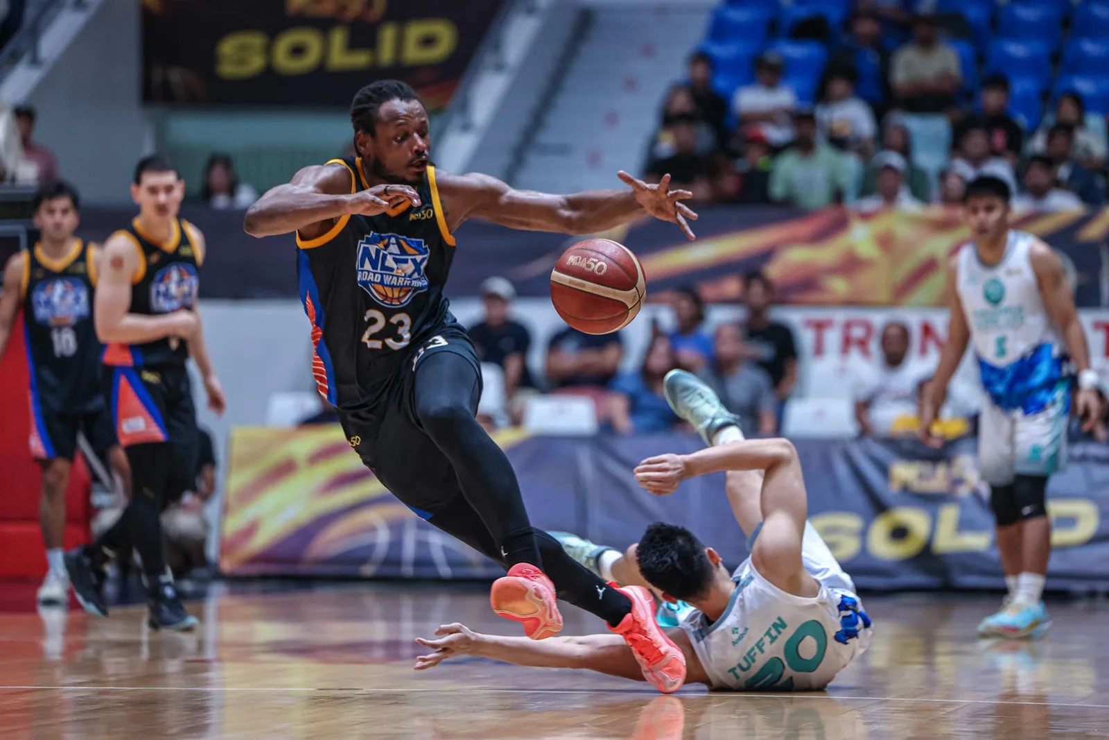 NLEX vs Phoenix result as Road Warriors escape Fuel Masters