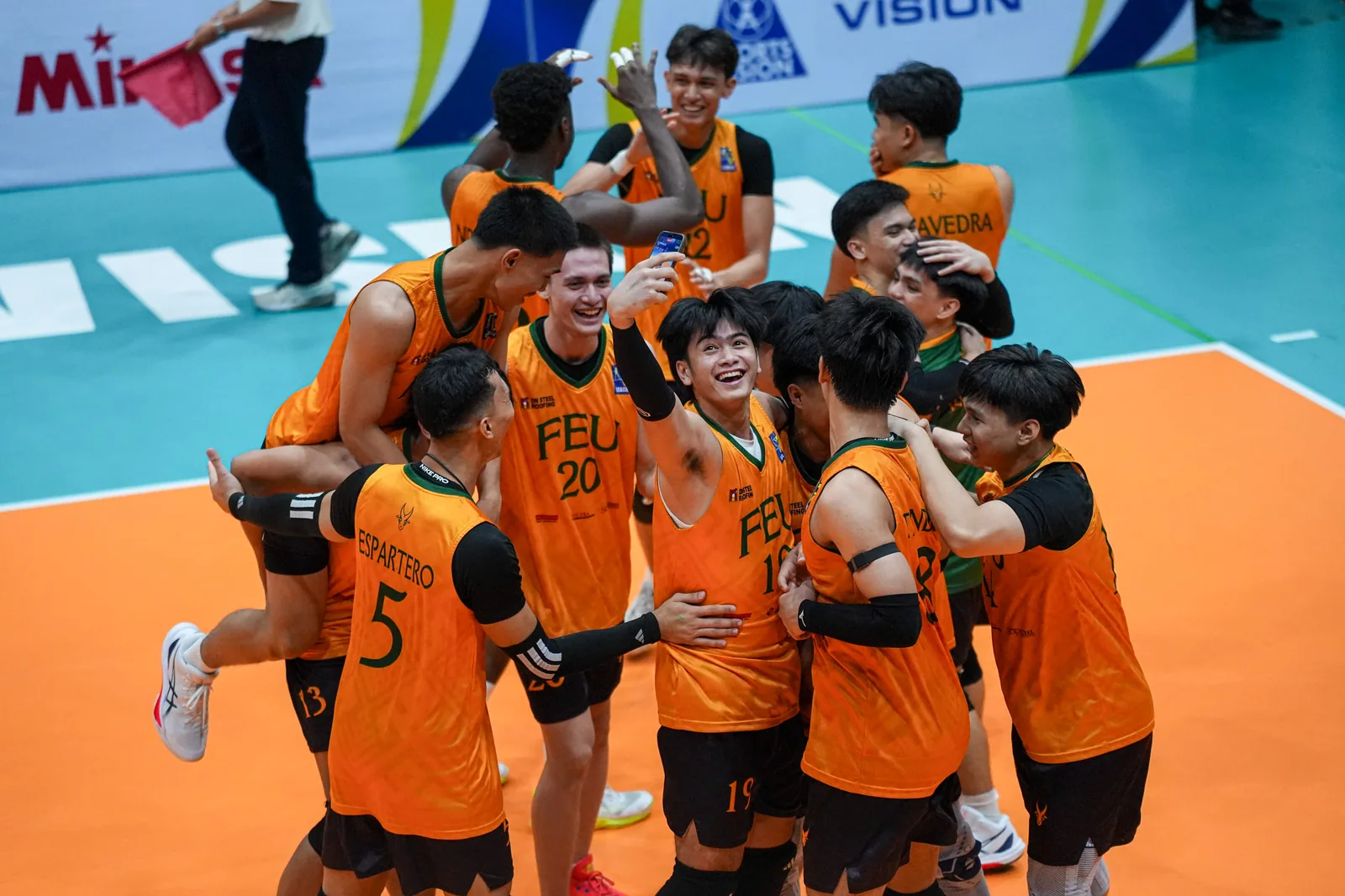 FEU Sweeps Letran to Complete Unbeaten Prelims as Benilde Locks In Historic Semifinal Spot