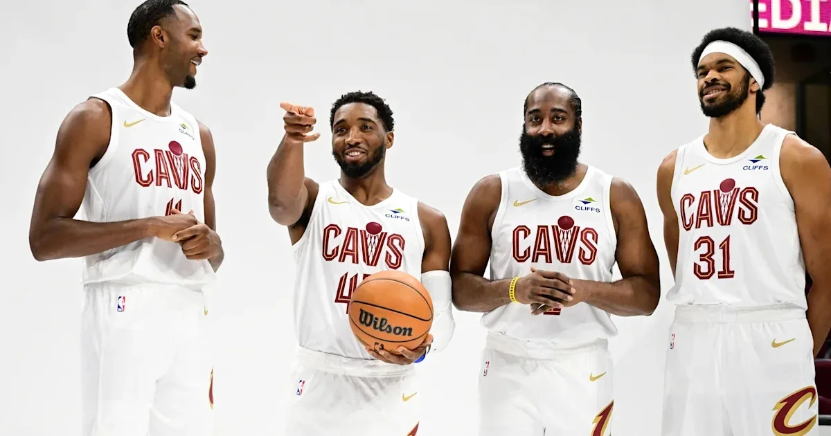 Cleveland Cavaliers Media Day Highlights Roster Chemistry and Playoff Lessons
