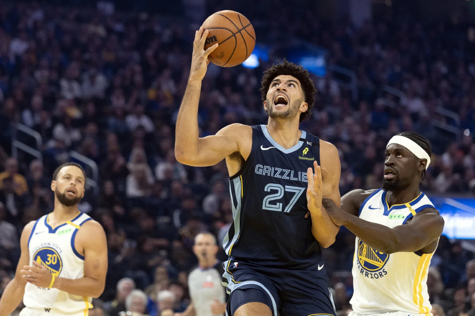 Grizzlies comeback win over Warriors turns on a late surge
