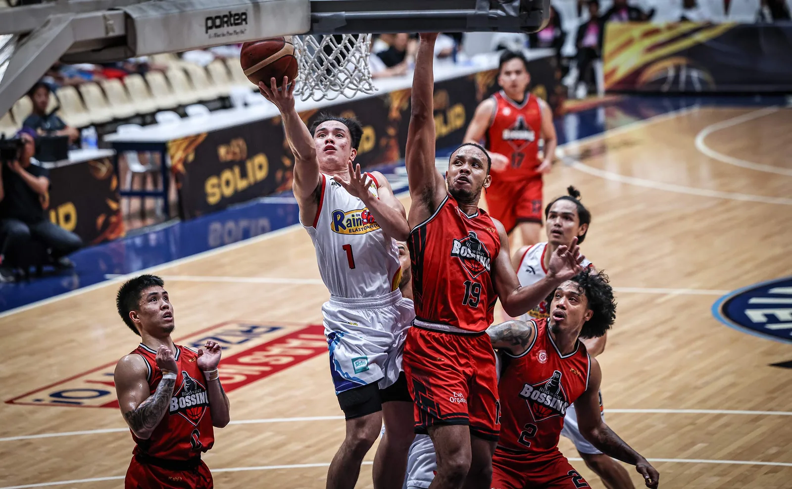 Rain or Shine quarterfinals berth sealed after Blackwater scare